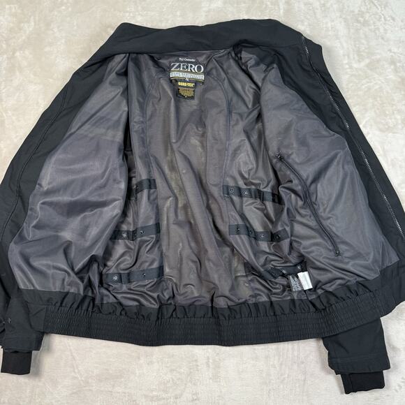 Zero Restriction Gore-Tex Black Jacket Men's Size M Zipped Water Proof Pockets - Picture 11 of 11